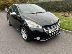 Black Used 2012 Peugeot 208 Allure Hatchback | £1,295 (Super price)