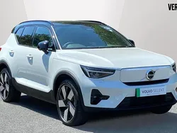 White Used 2023 Volvo XC40 Ultimate SUV | £34,316 (Fair price)