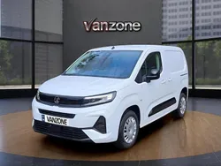 White New 2024 Vauxhall Combo S MPV | £18,995 (Fair price)