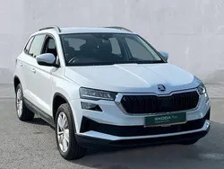 Metallic moon white Used 2024 Skoda Karoq SE Drive SUV | £23,480 (Fair price)