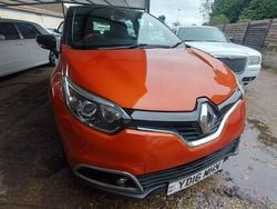 Orange Used 2016 Renault Captur Dynamique SUV | £3,790 (Super price)