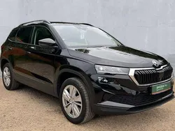 Black Used 2024 Skoda Karoq SE Drive SUV | £22,788 (Good price)