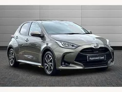 Titan bronze Used 2022 Toyota Yaris Hybrid Design Hatchback | £17,850 (Fair price)