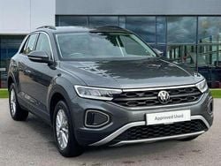 Indium grey metallic Used 2023 VW T-Roc Life SUV | £18,399 (Good price)