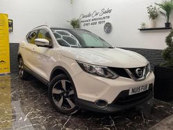 White Used 2015 Nissan Qashqai N-TEC SUV | £5,051 (Fair price)
