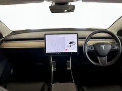 Used 2021 Tesla Model 3 Standard Range Sedan | £15,995 (Good price)
