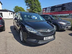 Black Used 2017 Vauxhall Zafira Tourer Design Edition MPV | £4,999 (Good price)