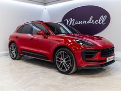 Carmine red Used 2022 Porsche Macan SUV | £46,950 (Super price)