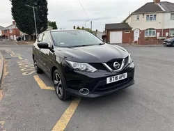 Black Used 2016 Nissan Qashqai N-Connecta SUV | £4,500 (Super price)