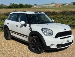 White Used 2014 Mini Cooper SD Countryman SUV | £9,783 (Fair price)