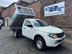 White Used 2017 Mitsubishi L200 Pickup | £18,995 (Expensive)
