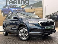 Petrol blue metallic Used 2023 Skoda Karoq SE Drive SUV | £18,490 (Fair price)