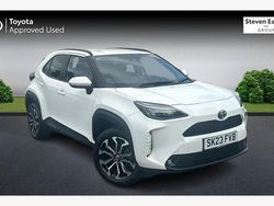 Used 2025 Toyota Yaris Hybrid Design Estate | £21,838 (Good price)