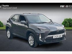 Used 2025 Toyota Yaris Hybrid Estate | £22,895 (Good price)