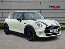 White Used 2018 Mini Cooper Hatch Hatchback | £7,995 (Fair price)