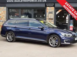 Blue Used 2018 VW Passat GTE Estate | £10,500 (Good price)