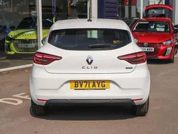 White Used 2021 Renault Clio V Iconic | £12,777 (Fair price)