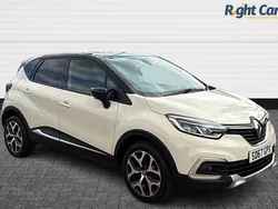 Ivory/black Used 2017 Renault Captur Dynamique SUV | £9,299 (Fair price)
