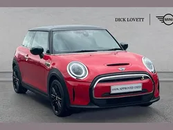 Red Used 2022 Mini Cooper S Level 2 Hatchback | £16,495 (Fair price)