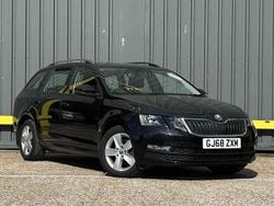 Black Used 2018 Skoda Octavia SE Estate | £10,295 (Fair price)