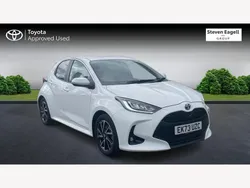 White Used 2023 Toyota Yaris Hybrid Design Hatchback | £17,772 (Fair price)