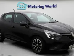 Used 2022 Renault Clio V Evolution Hatchback | £12,600 (Fair price)