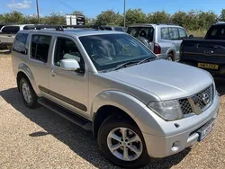 Used 2009 Nissan Pathfinder Tekna SUV | £6,995 (Expensive)