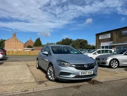 Silver Used 2017 Vauxhall Astra Design Edition Hatchback | £7,295 (Fair price)
