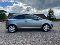 Silver Used 2013 Vauxhall Corsa Hatchback | £3,750 (Good price)