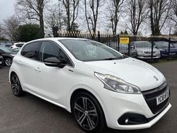 White Used 2018 Peugeot 208 GT-line Hatchback | £6,490 (Fair price)