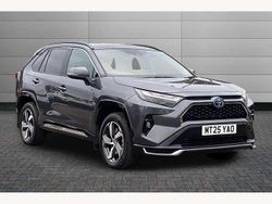 Decuma grey Used 2025 Toyota RAV4 Hybrid Design SUV | £39,991 (Expensive)