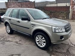 Gold Used 2011 Land Rover Freelander 2 S SUV | £3,000 (Good price)