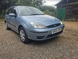 Blue Used 2005 Ford Focus Hatchback | £895 (Good price)