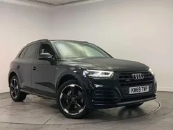Mythos black, metallic Used 2020 Audi Q5 Black Edition SUV | £26,500 (Fair price)