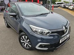 Blue Used 2019 Renault Captur Play SUV | £7,995 (Super price)