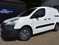 White Used 2017 Citroën Berlingo MPV | £5,495 (Fair price)