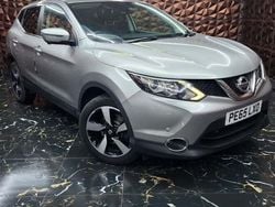 Silver Used 2015 Nissan Qashqai N-TEC SUV | £7,199 (Fair price)