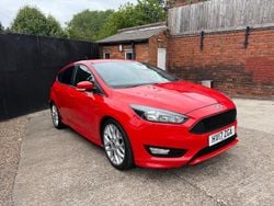 Red Used 2017 Ford Focus ST-Line Hatchback | £4,790 (Good price)