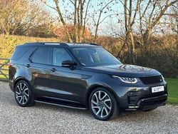 Grey Used 2018 Land Rover Discovery 5 HSE SUV | £21,990 (Expensive)
