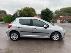 Silver Used 2009 Peugeot 207 Hatchback | £1,999 (Fair price)