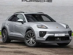 Silver New 2025 Porsche Macan SUV | £71,990 (Super price)