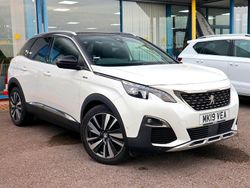 Pearlescent white Used 2019 Peugeot 3008 GT-line SUV | £12,989 (Good price)