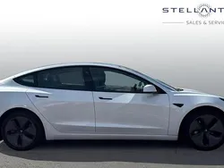 White Used 2021 Tesla Model 3 Long Range RWD Sedan | £19,193 (Fair price)