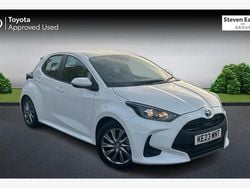 Used 2025 Toyota Yaris Hybrid Hatchback | £18,732 (Good price)