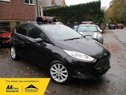 Black Used 2015 Ford Fiesta Titanium Hatchback | £4,995 (Fair price)