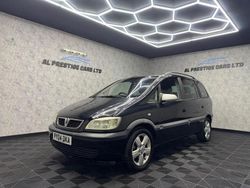 Black Used 2004 Vauxhall Zafira MPV | £1,999 (Expensive)