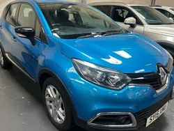 Blue Used 2015 Renault Captur Dynamique SUV | £4,995 (Fair price)