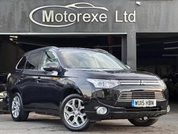 Black Used 2015 Mitsubishi Outlander P-HEV Estate | £7,950 (Fair price)