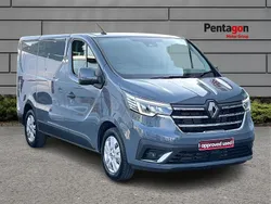 Highland grey New 2024 Renault Trafic Van | £22,490