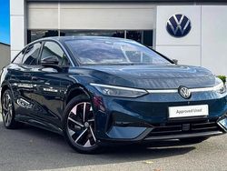 Blue Used 2024 VW ID.7 Pro Sedan | £31,590 (Fair price)